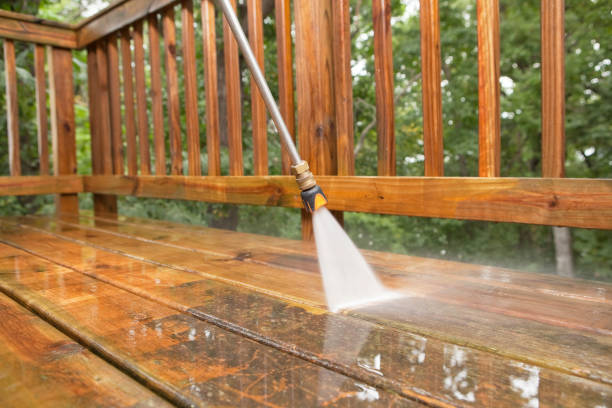 Best Garage Pressure Washing  in Hermitage, PA